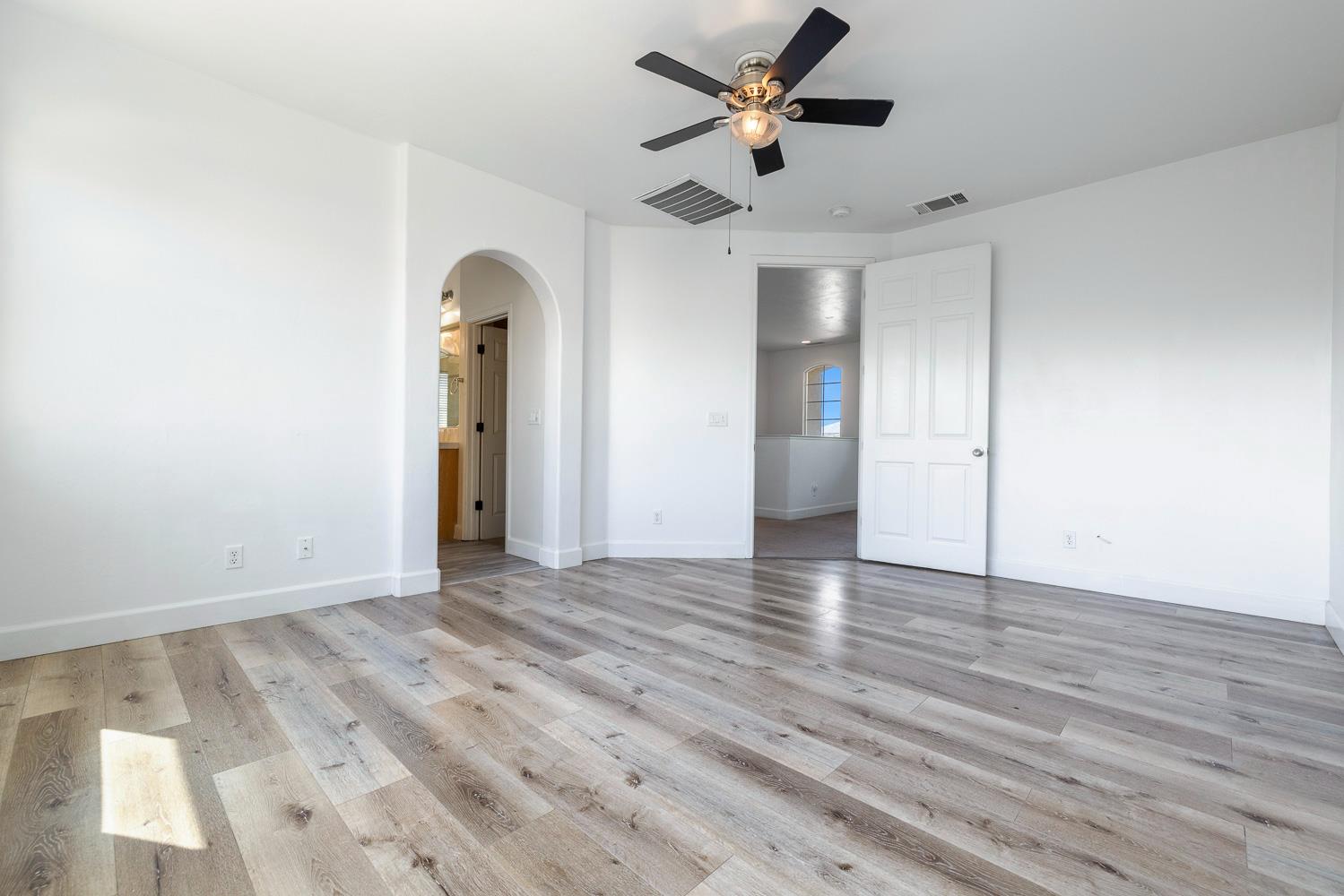 7087 E Fedora Ave E, Fresno, CA 93737