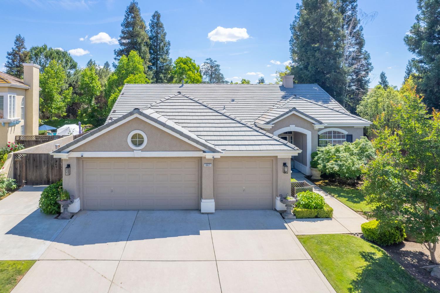 10621 N Pierpont Cir, Fresno, CA 93730