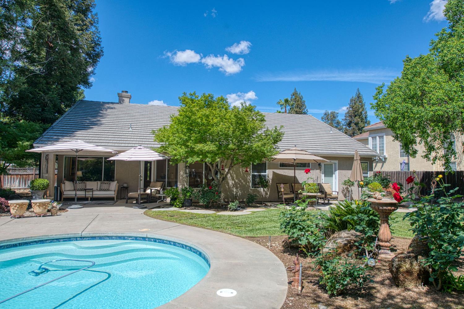 10621 N Pierpont Cir, Fresno, CA 93730