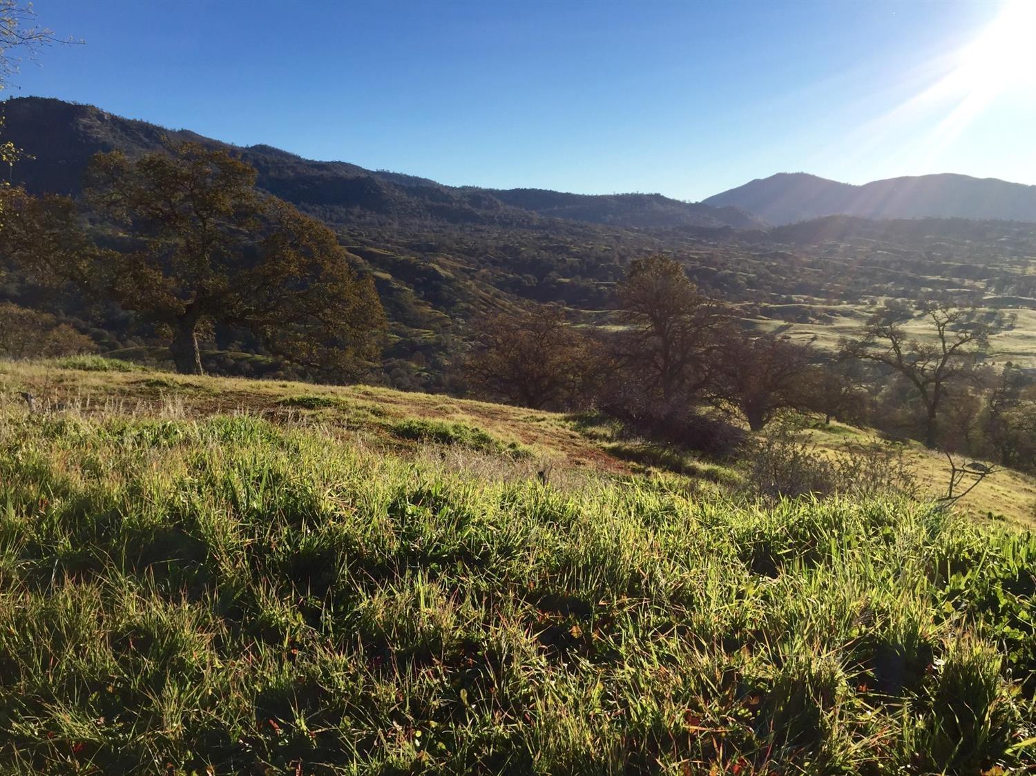 20148 Tollhouse Rd, Clovis, CA 93619