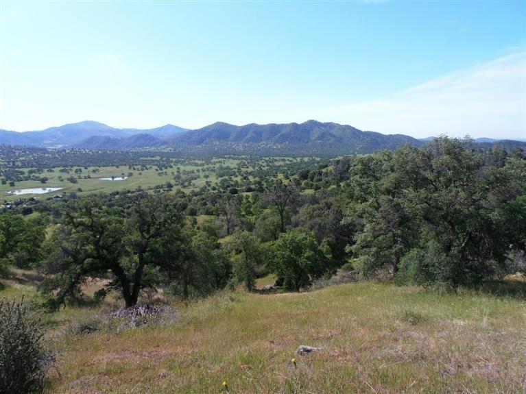 20148 Tollhouse Rd, Clovis, CA 93619