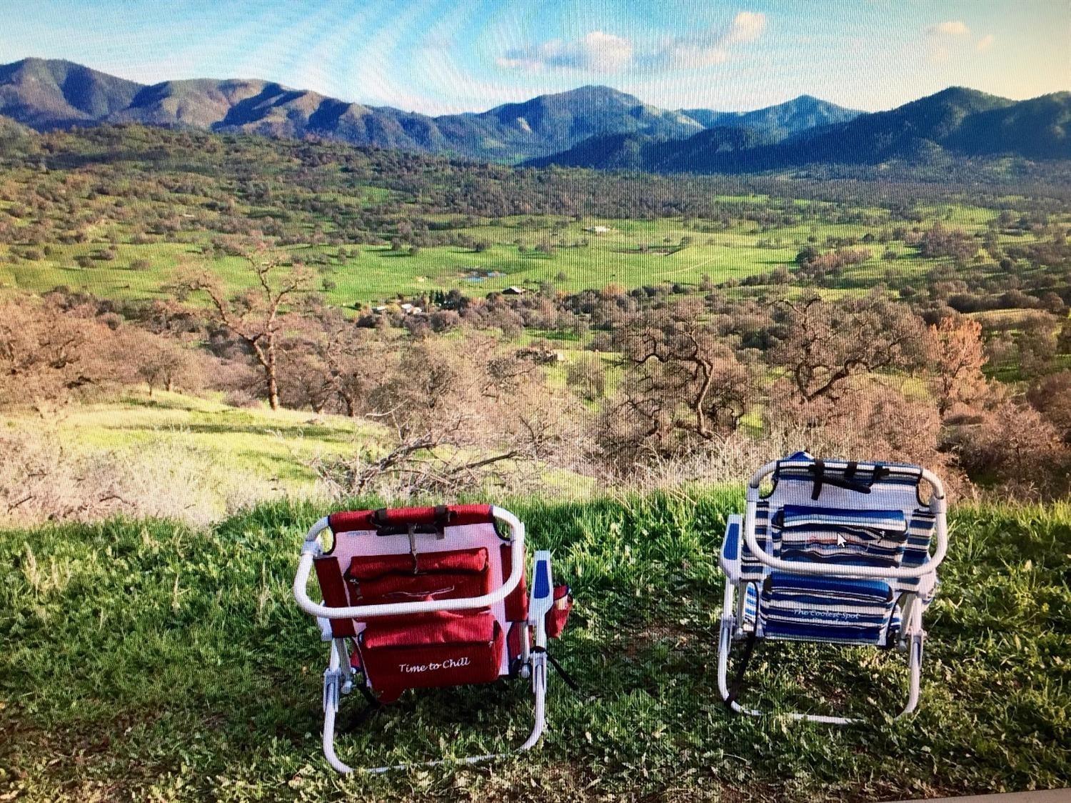 20148 Tollhouse Rd, Clovis, CA 93619