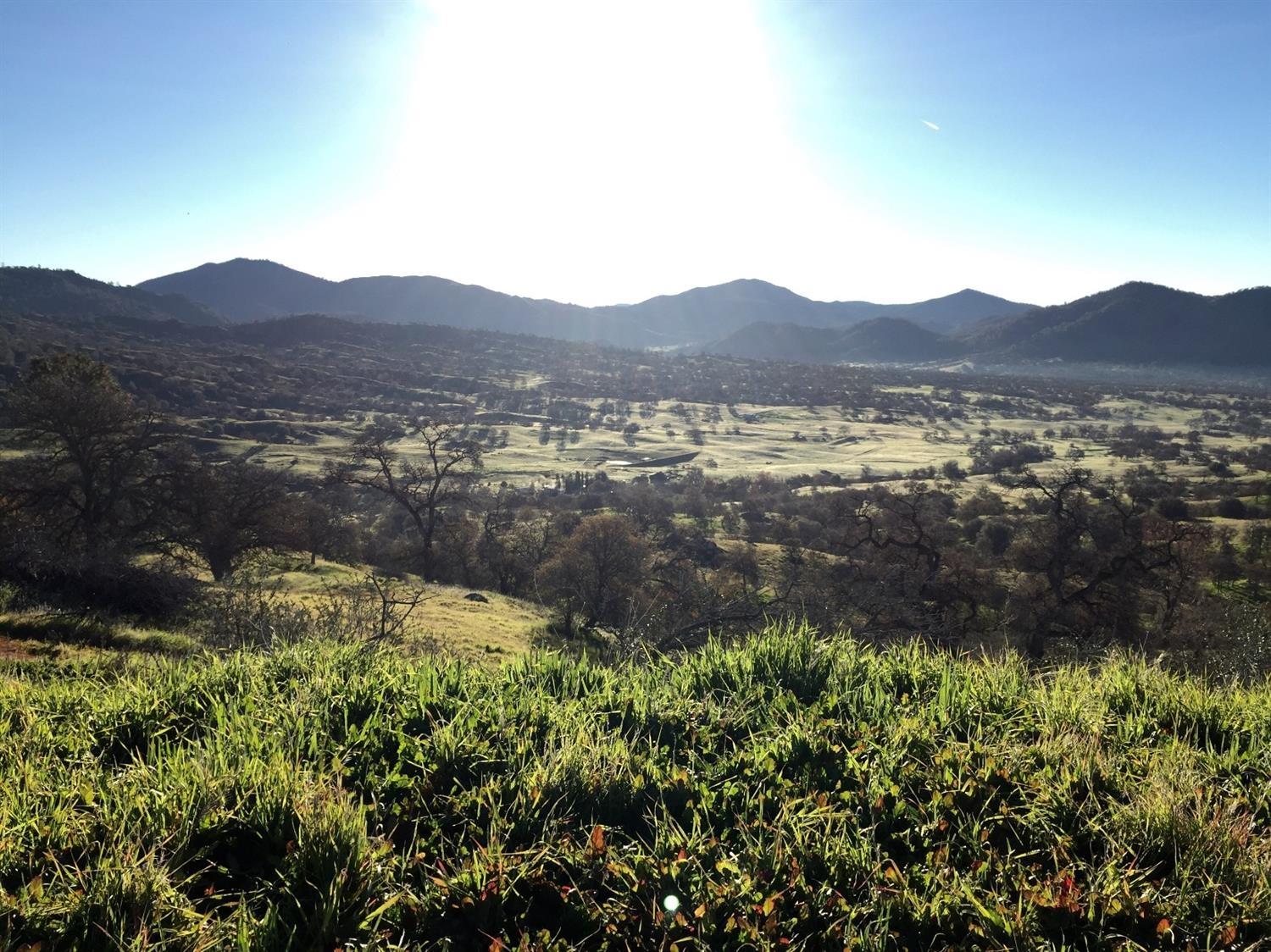 20148 Tollhouse Rd, Clovis, CA 93619