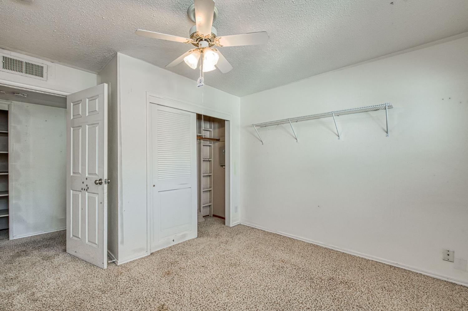 1265 E Portals Ave, Fresno, CA 93710