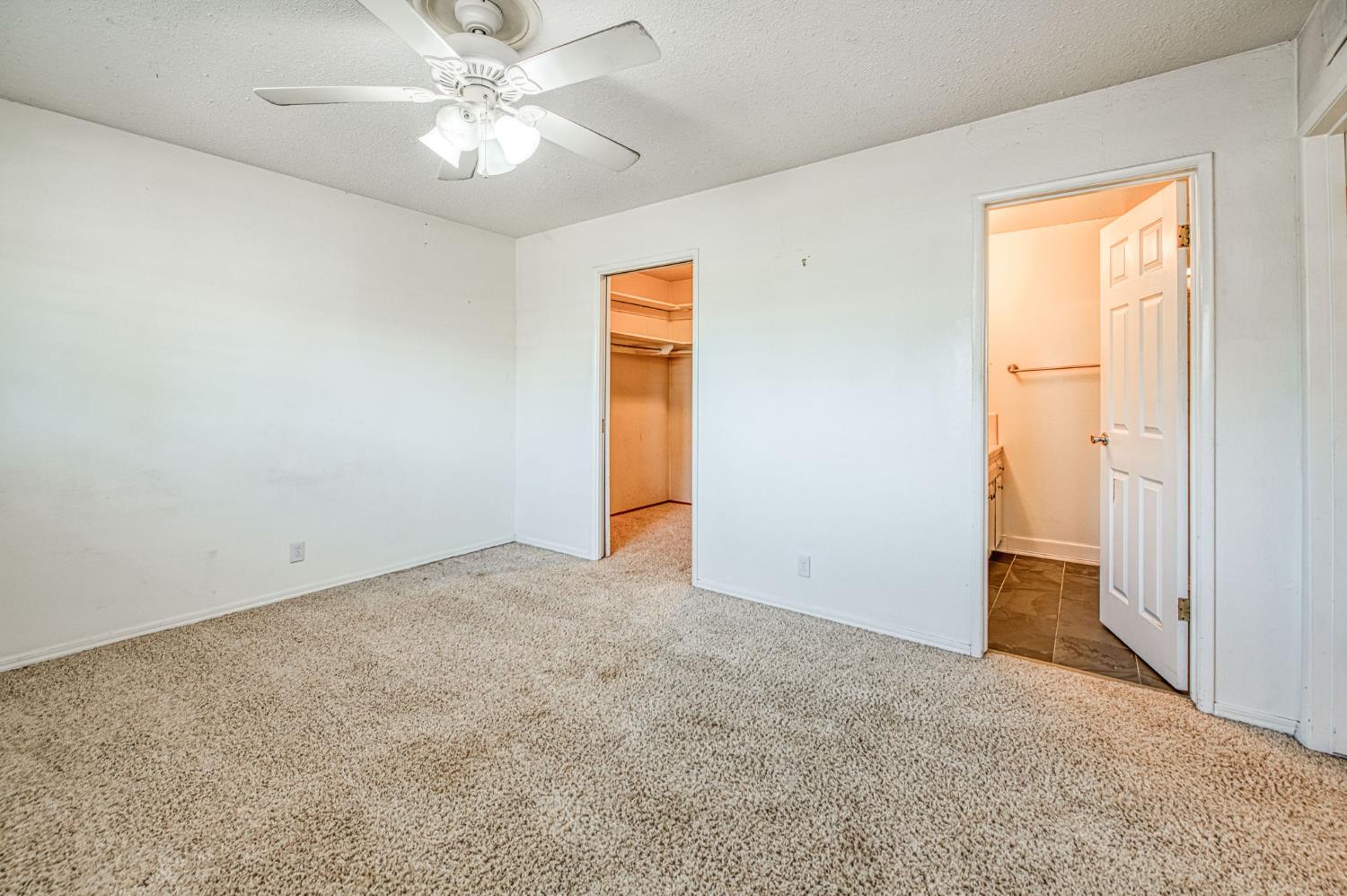 1265 E Portals Ave, Fresno, CA 93710