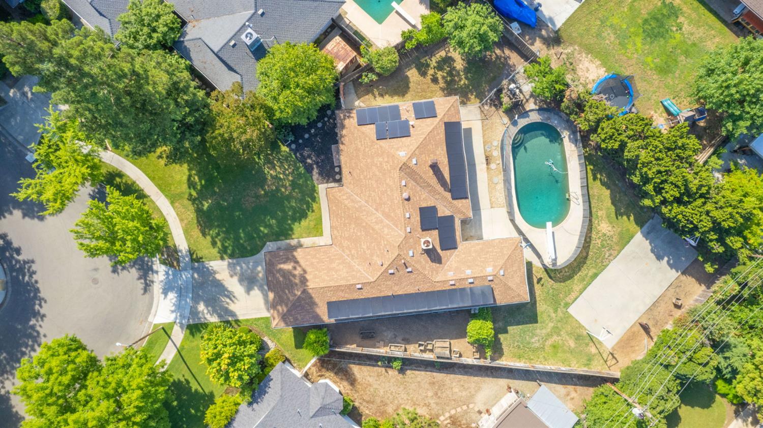 1265 E Portals Ave, Fresno, CA 93710