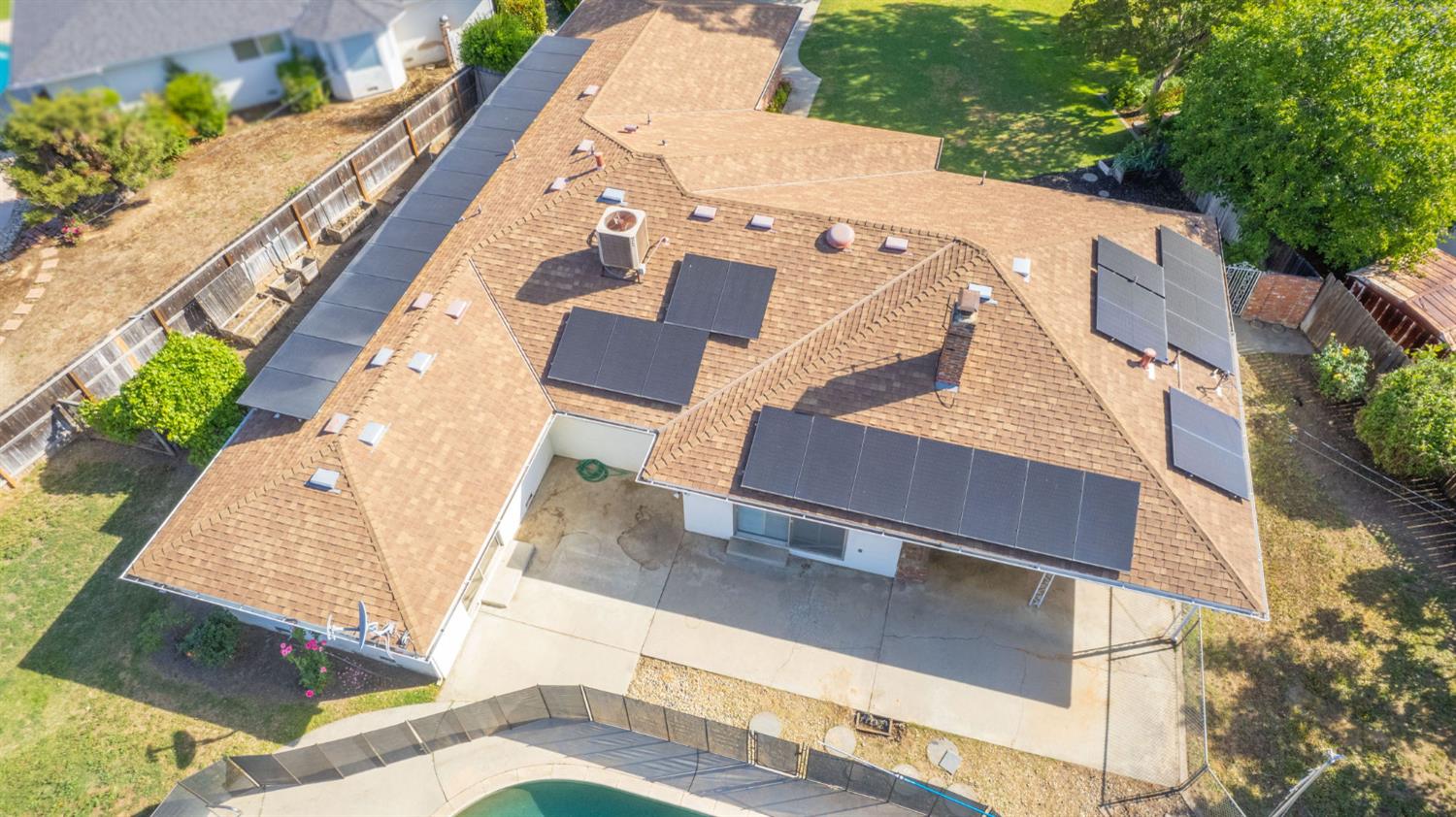 1265 E Portals Ave, Fresno, CA 93710