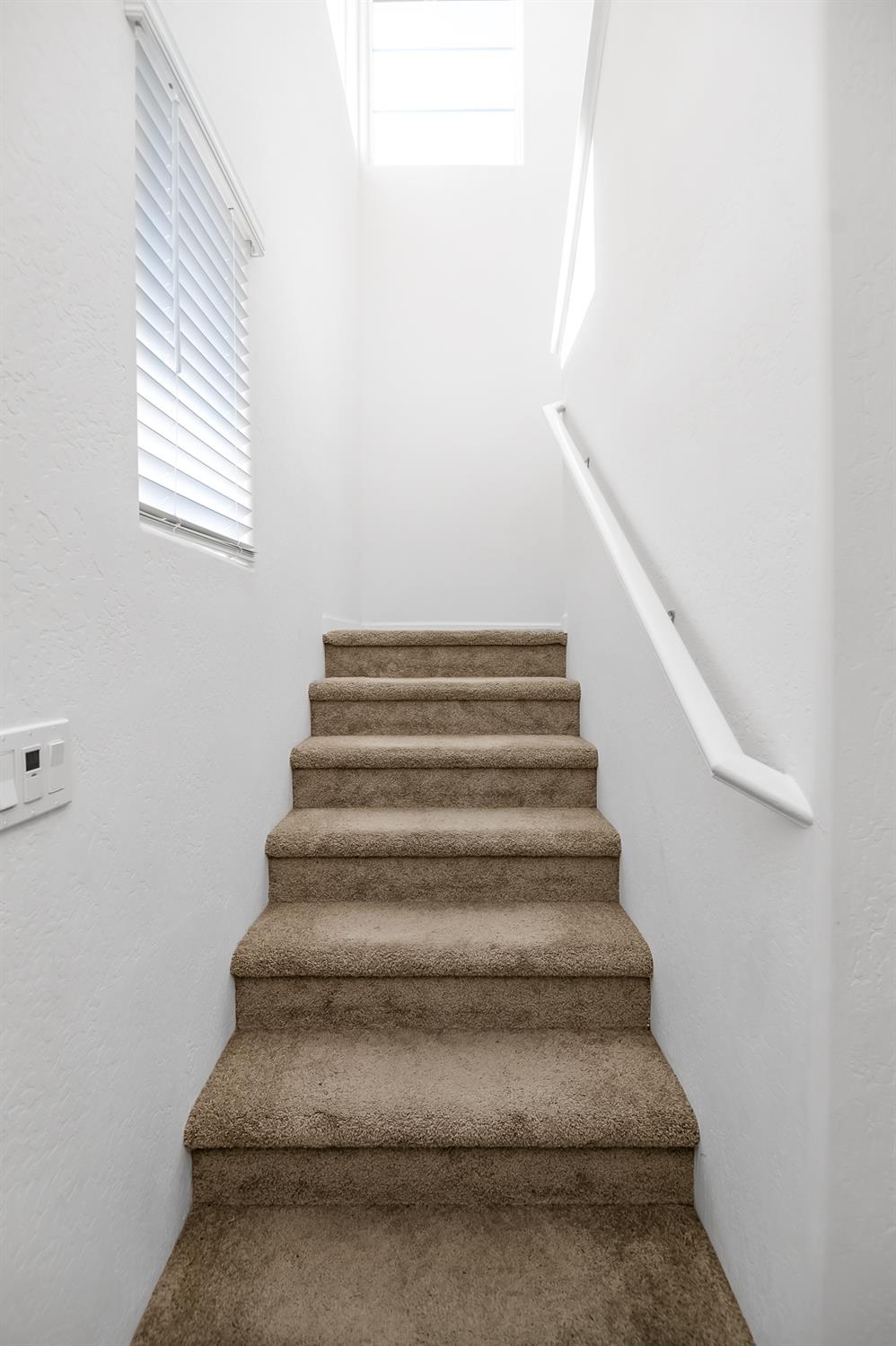 3049 N Dudley St, Visalia, CA 93291