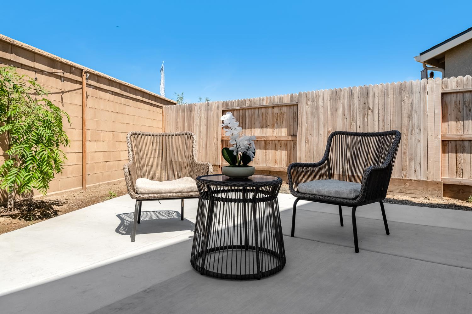 3049 N Dudley St, Visalia, CA 93291