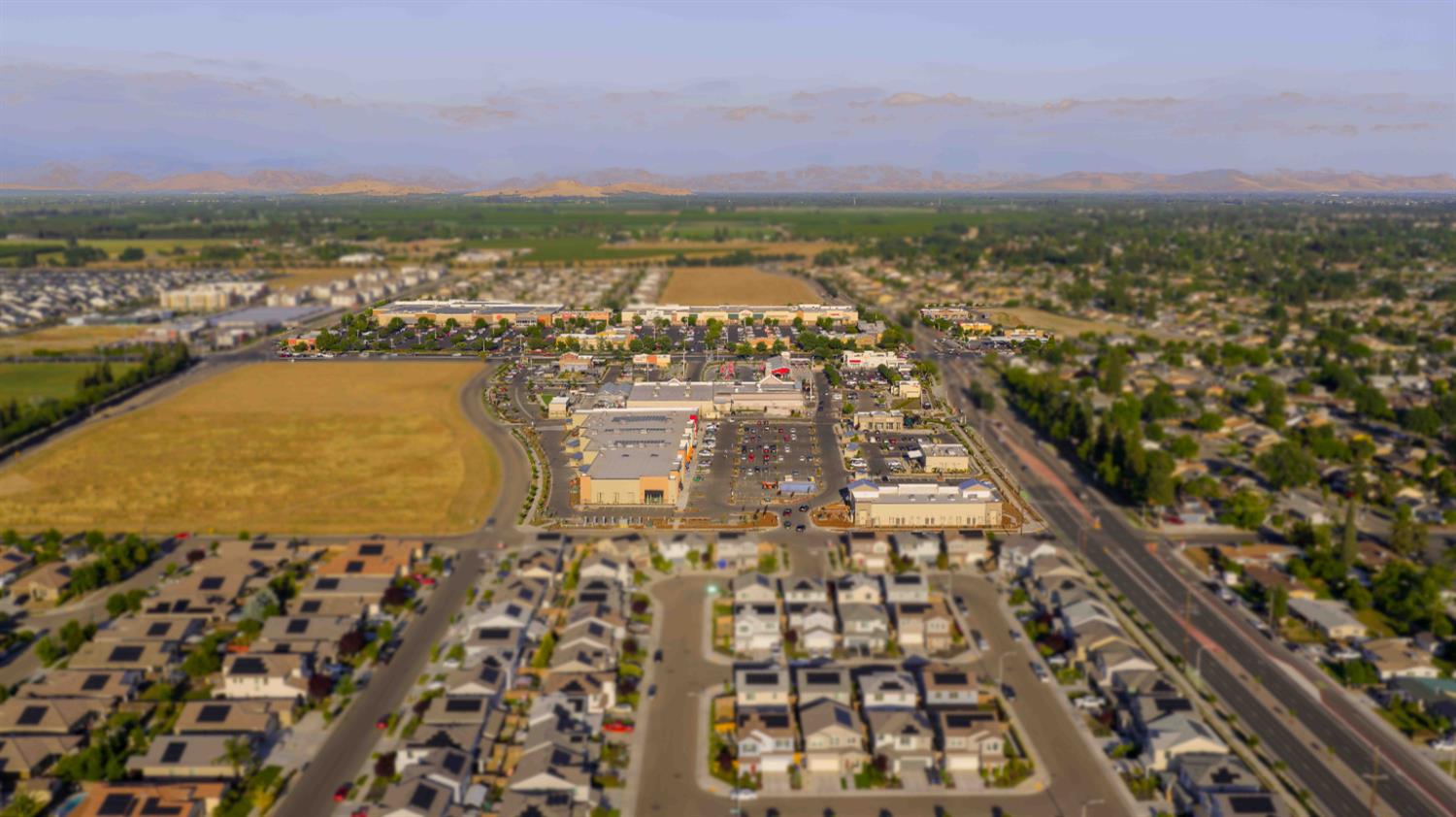 3049 N Dudley St, Visalia, CA 93291