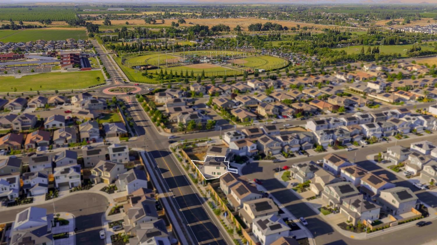 3049 N Dudley St, Visalia, CA 93291