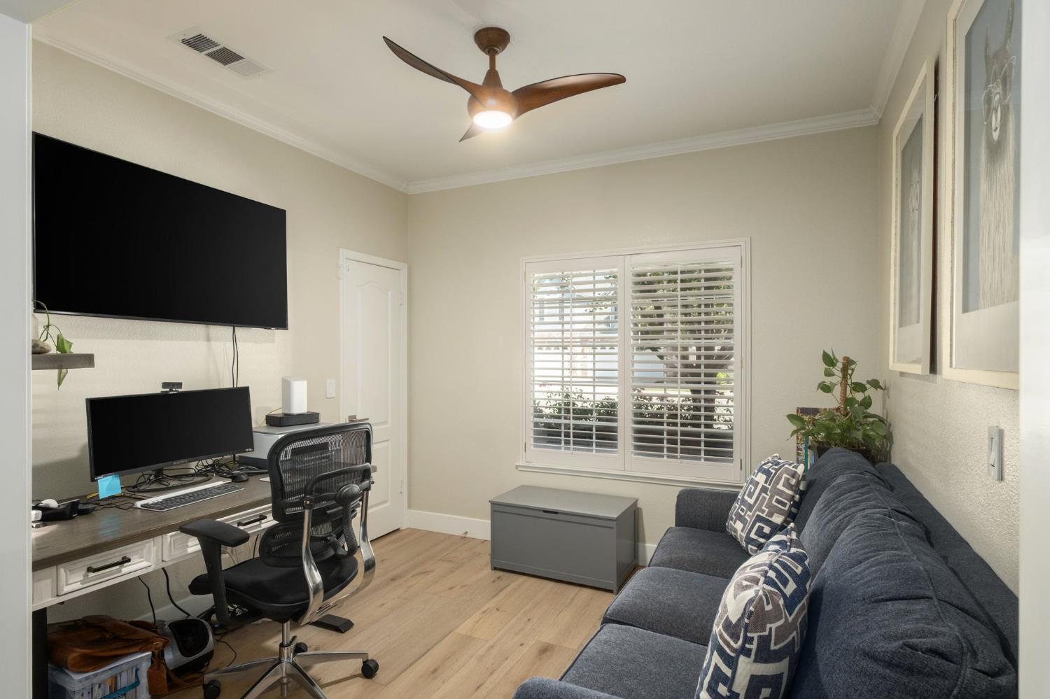 1795 E Turnberry Ave, Fresno, CA 93730