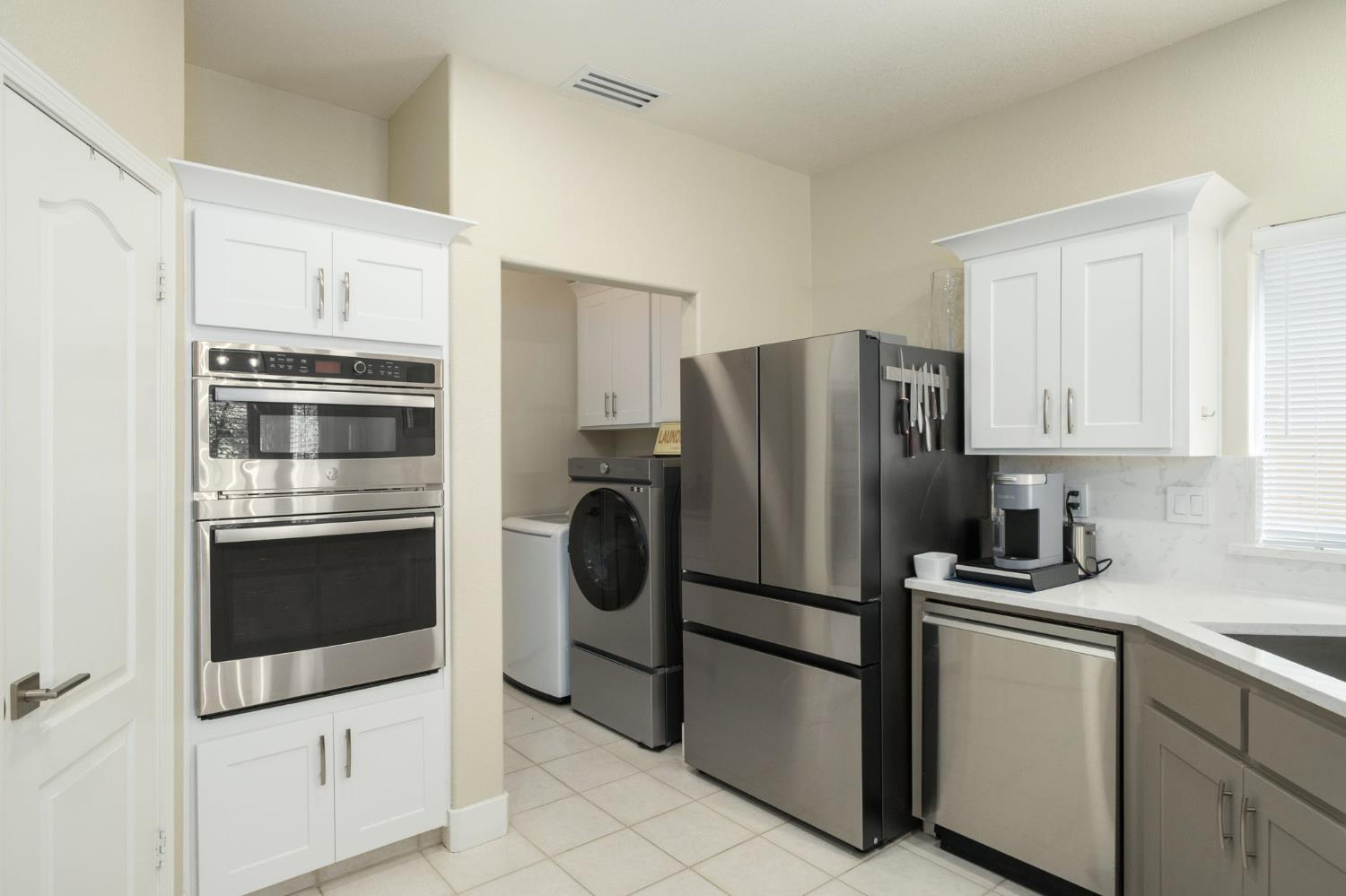 1795 E Turnberry Ave, Fresno, CA 93730