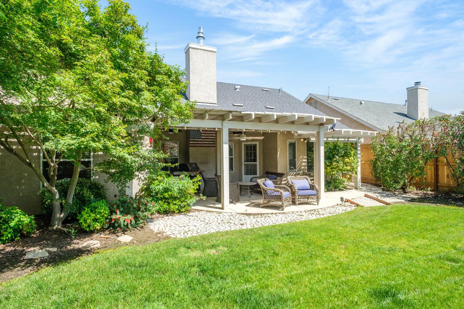 1795 E Turnberry Ave, Fresno, CA 93730