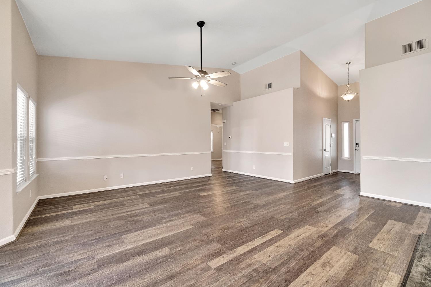 4681 W Morris Ave, Fresno, CA 93722