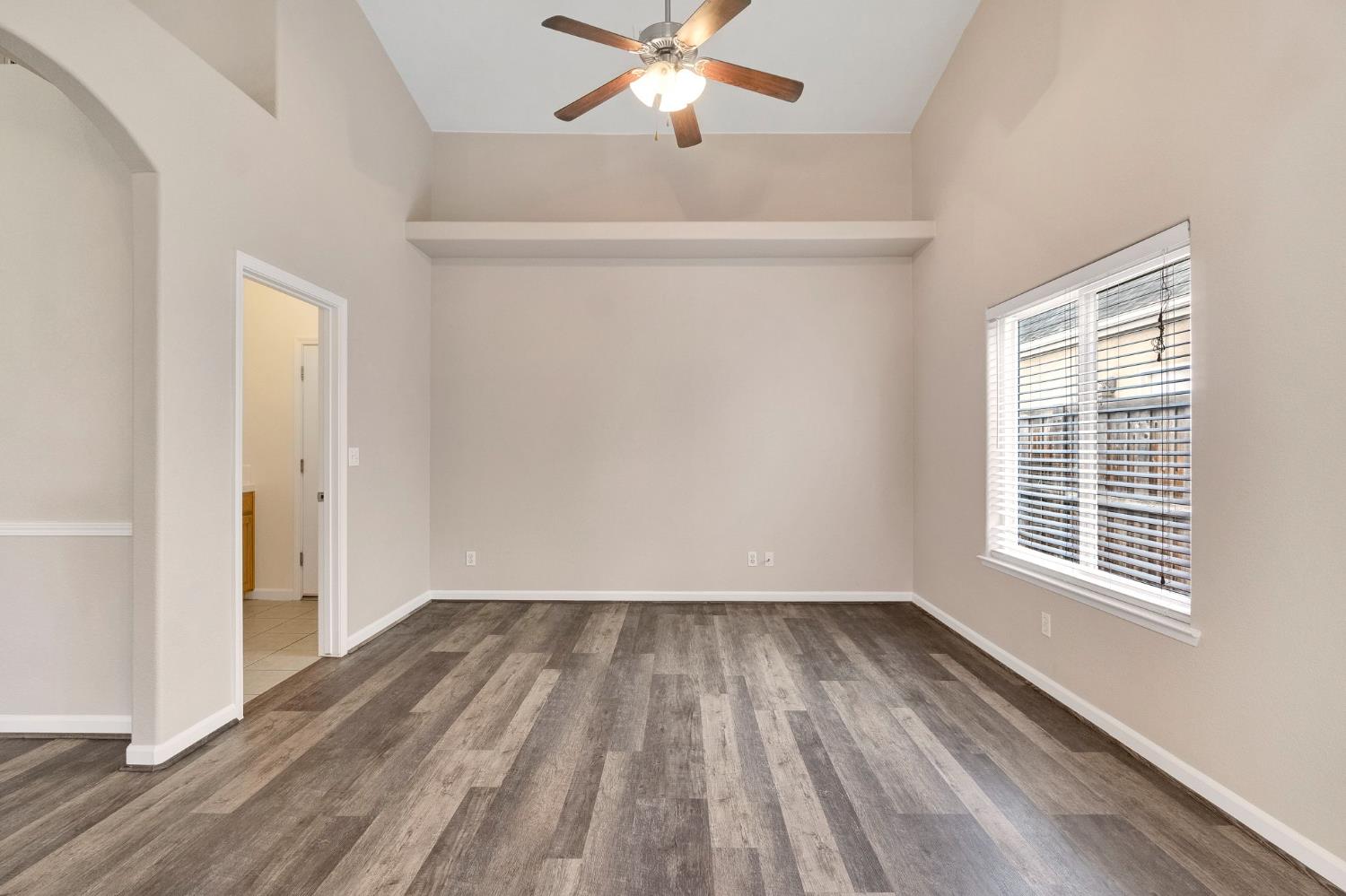 4681 W Morris Ave, Fresno, CA 93722