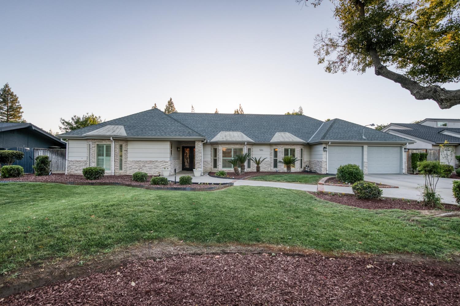 5431 N Kavanagh Ave, Fresno, CA 93711