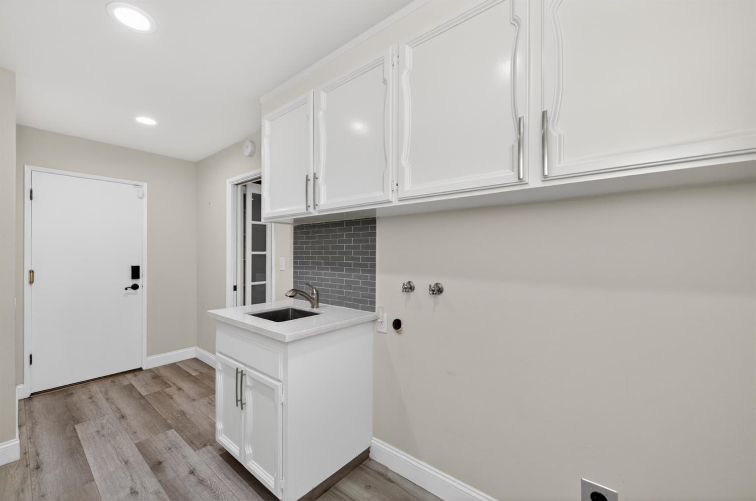 5431 N Kavanagh Ave, Fresno, CA 93711