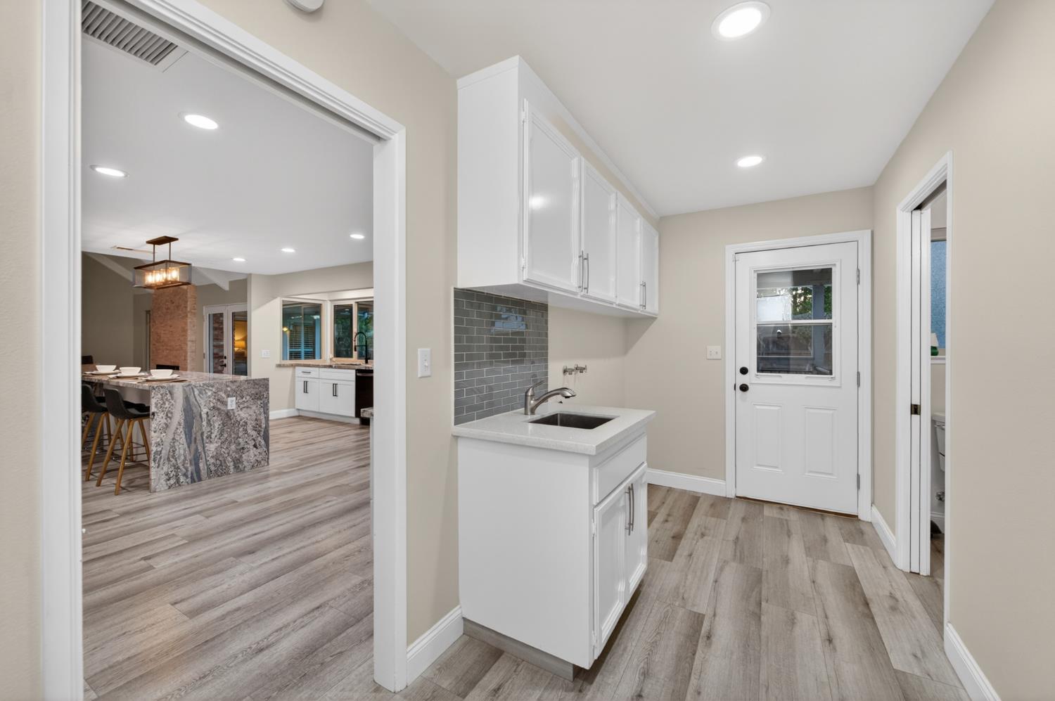 5431 N Kavanagh Ave, Fresno, CA 93711