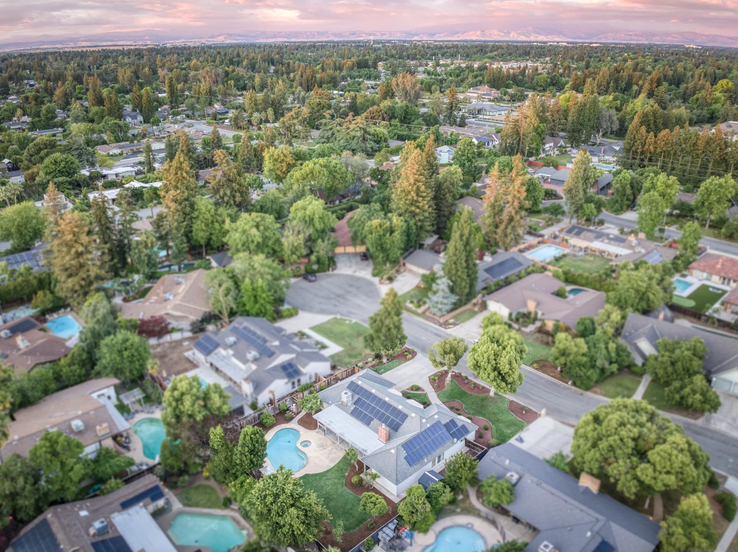 5431 N Kavanagh Ave, Fresno, CA 93711