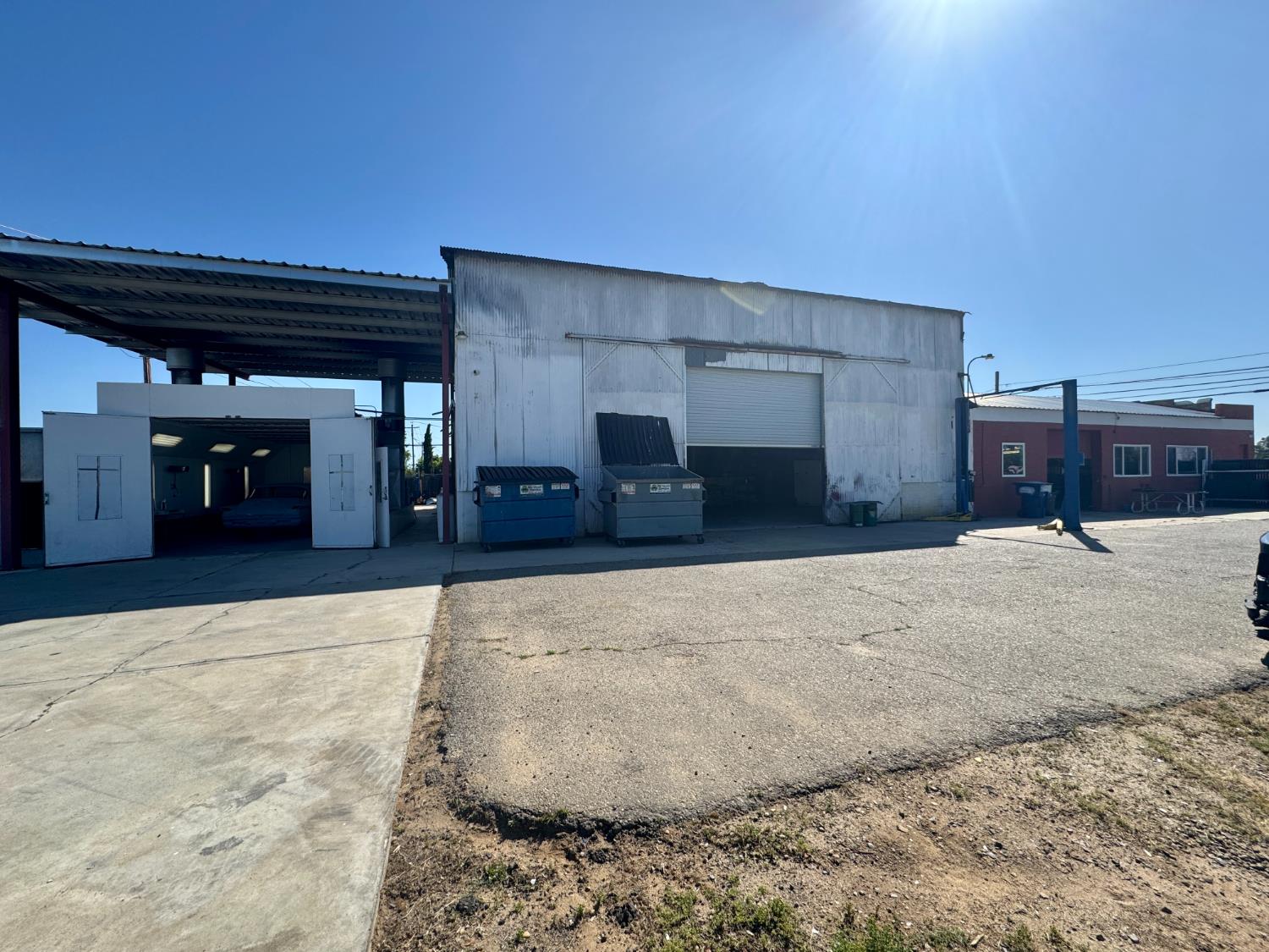 1217 E Yosemite Ave, Madera, CA 93638