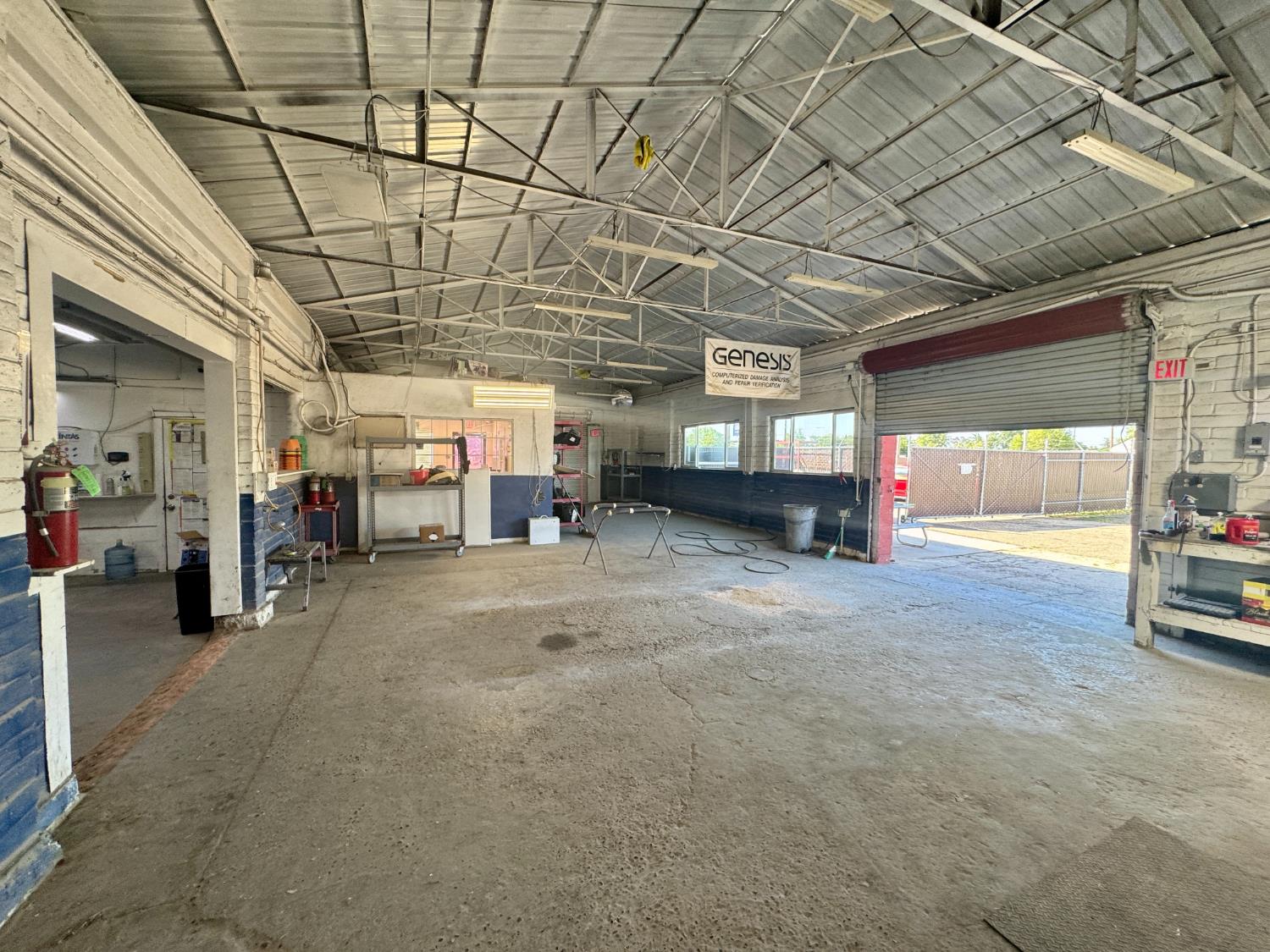 1217 E Yosemite Ave, Madera, CA 93638