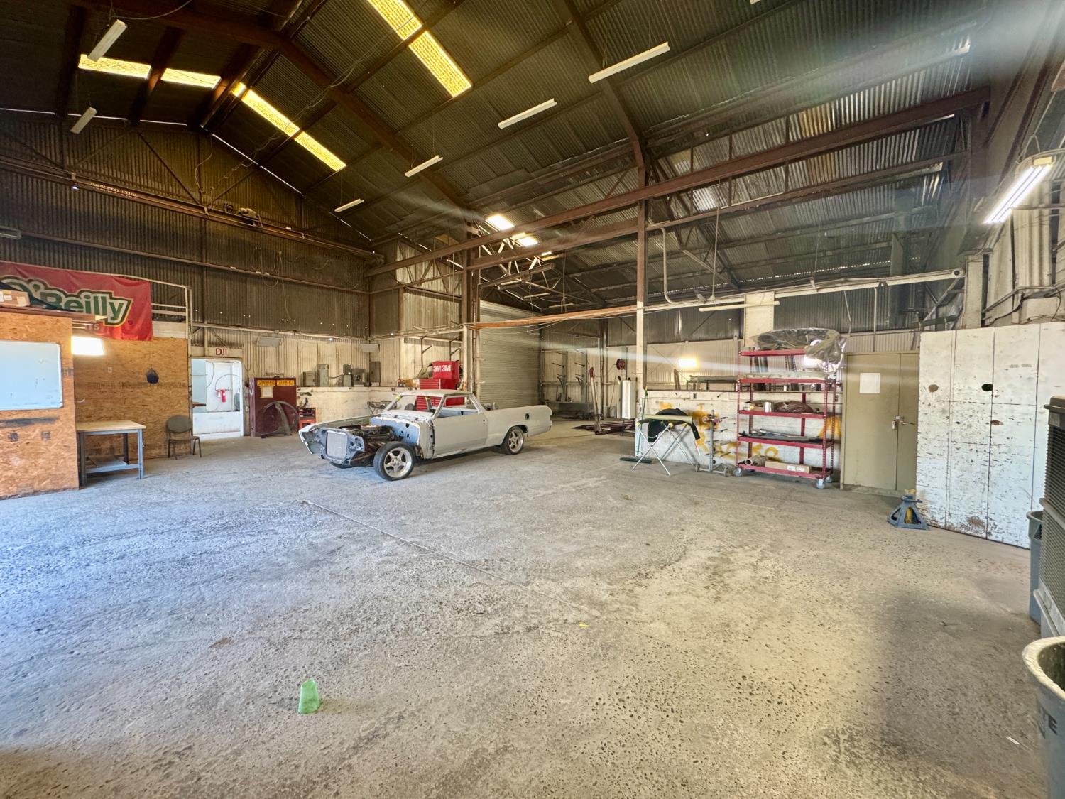1217 E Yosemite Ave, Madera, CA 93638