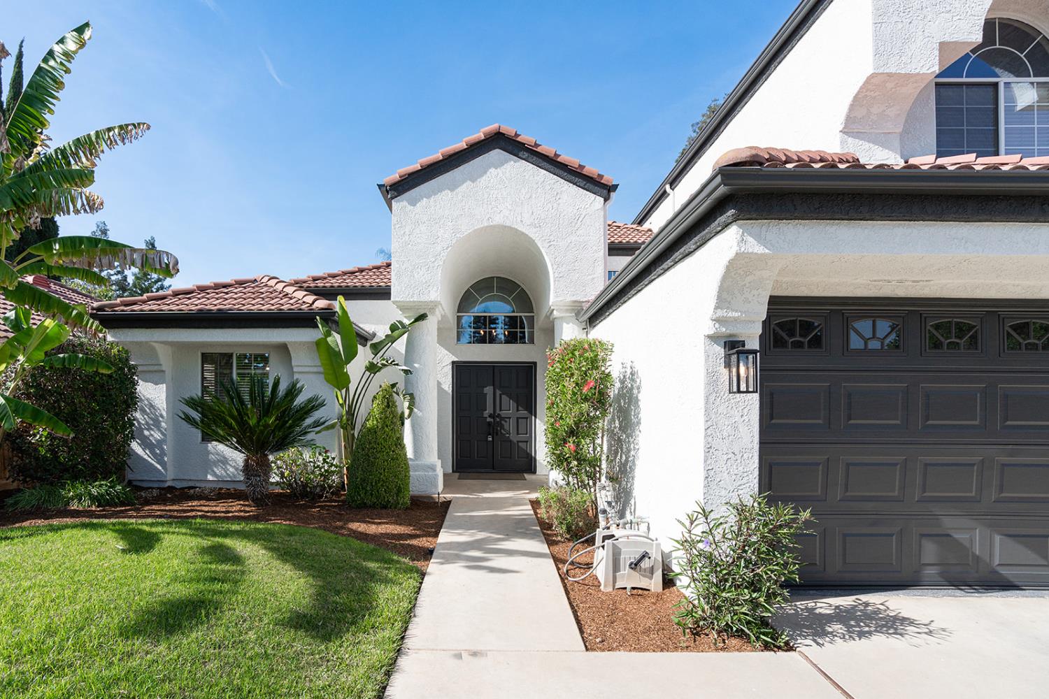 3652 W Tenaya Way, Fresno, CA 93711