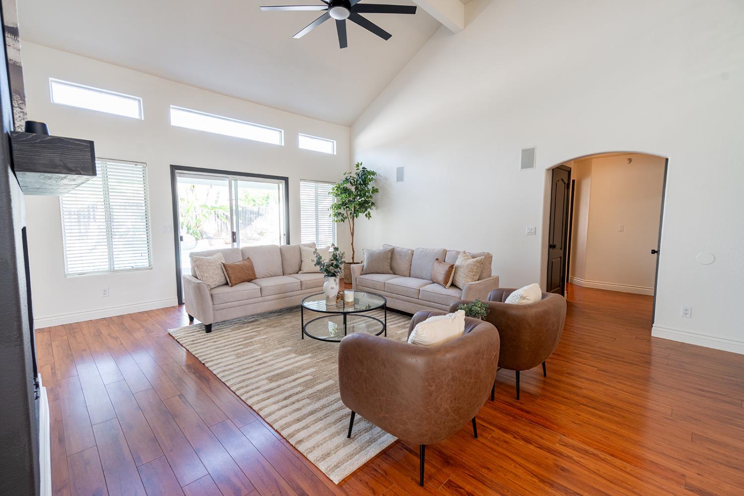 3652 W Tenaya Way, Fresno, CA 93711