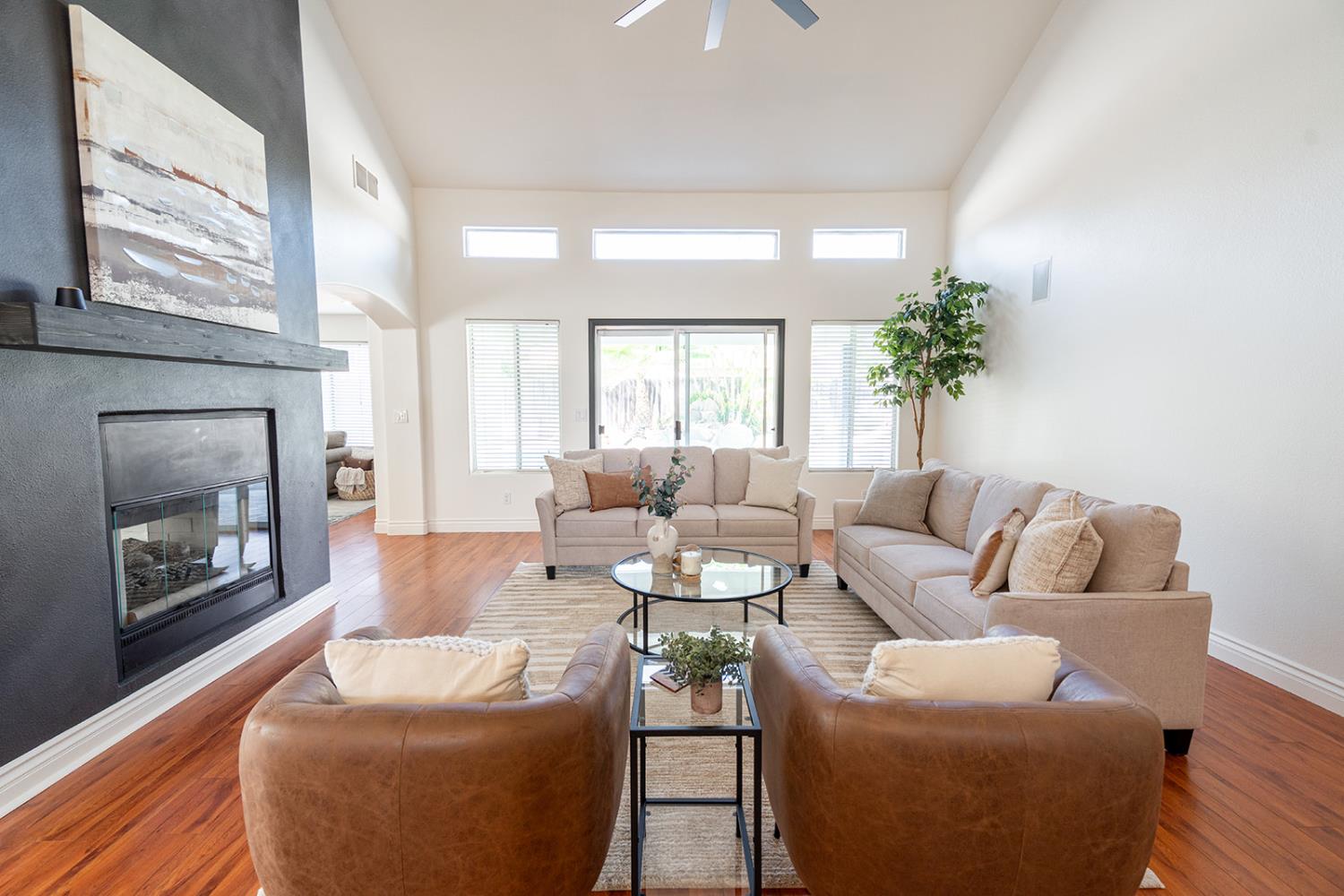 3652 W Tenaya Way, Fresno, CA 93711