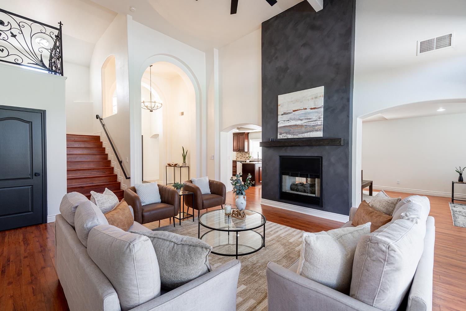 3652 W Tenaya Way, Fresno, CA 93711