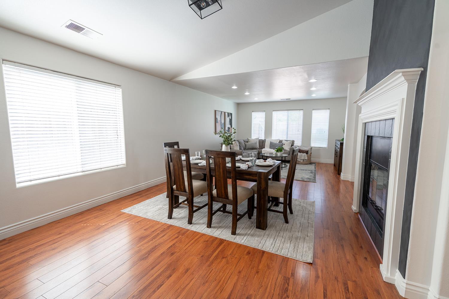 3652 W Tenaya Way, Fresno, CA 93711