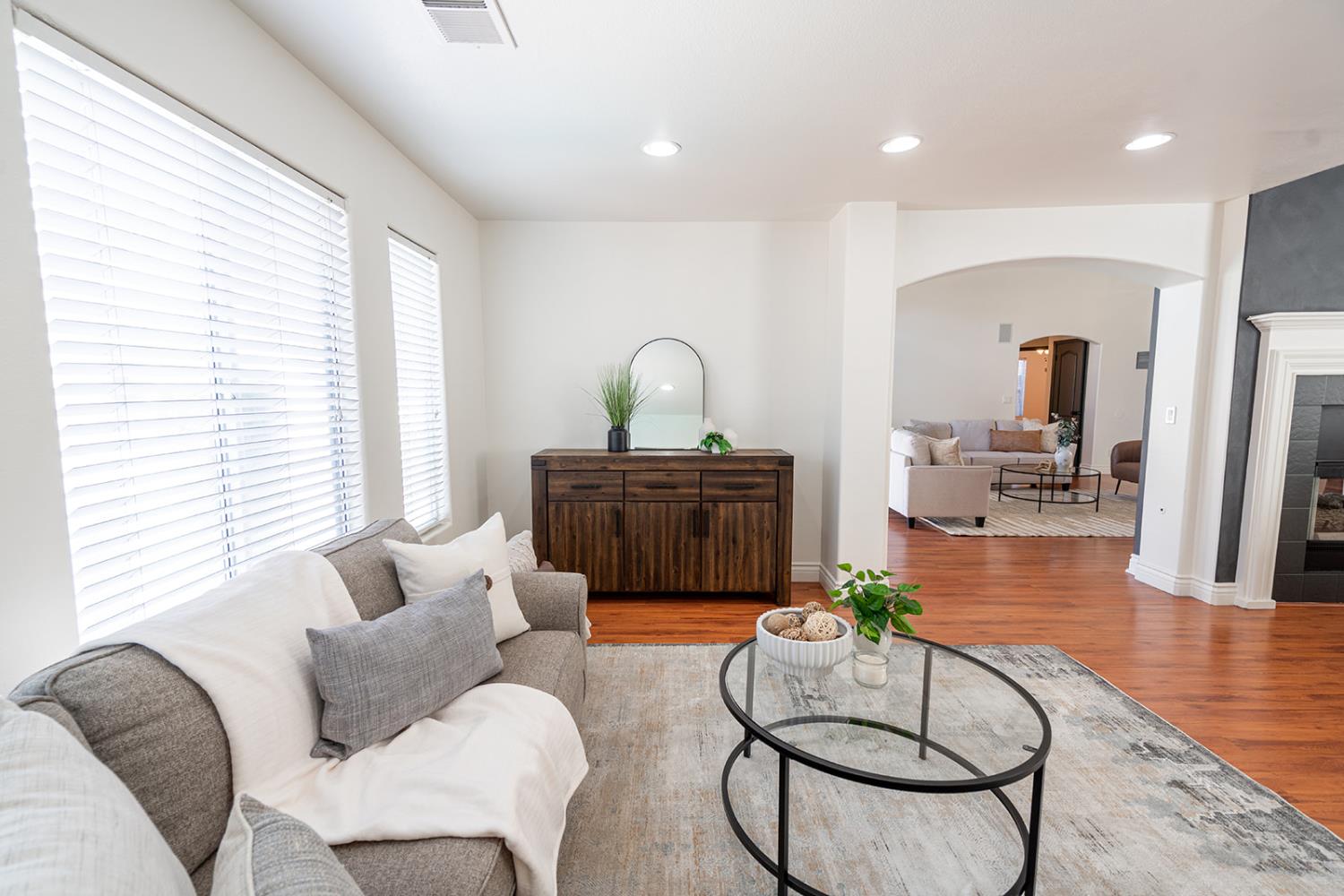 3652 W Tenaya Way, Fresno, CA 93711