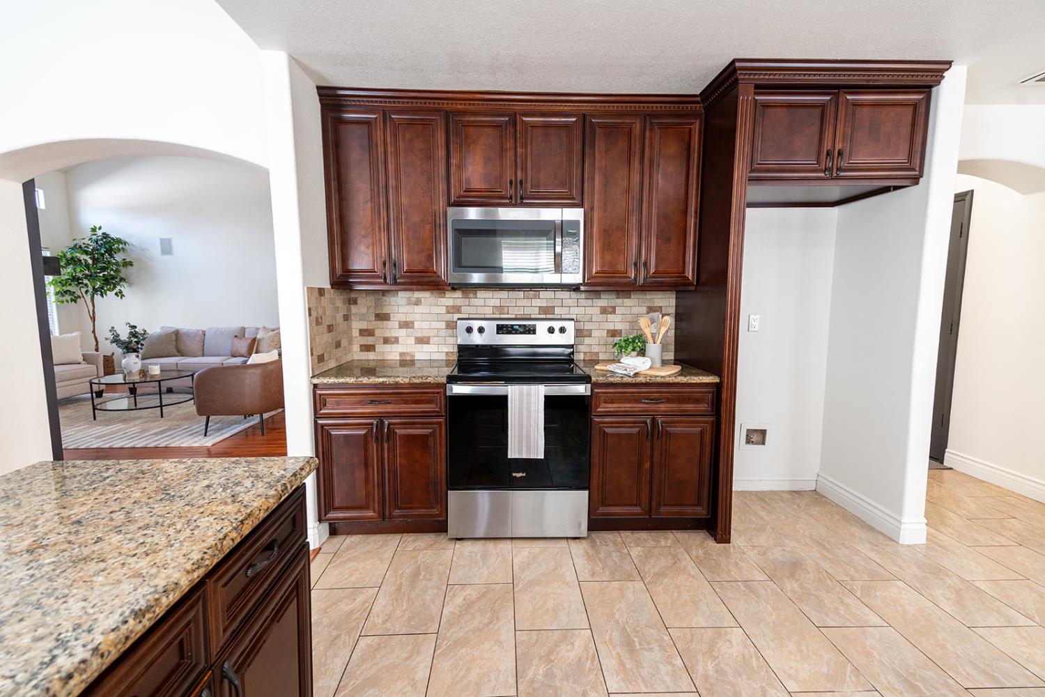 3652 W Tenaya Way, Fresno, CA 93711