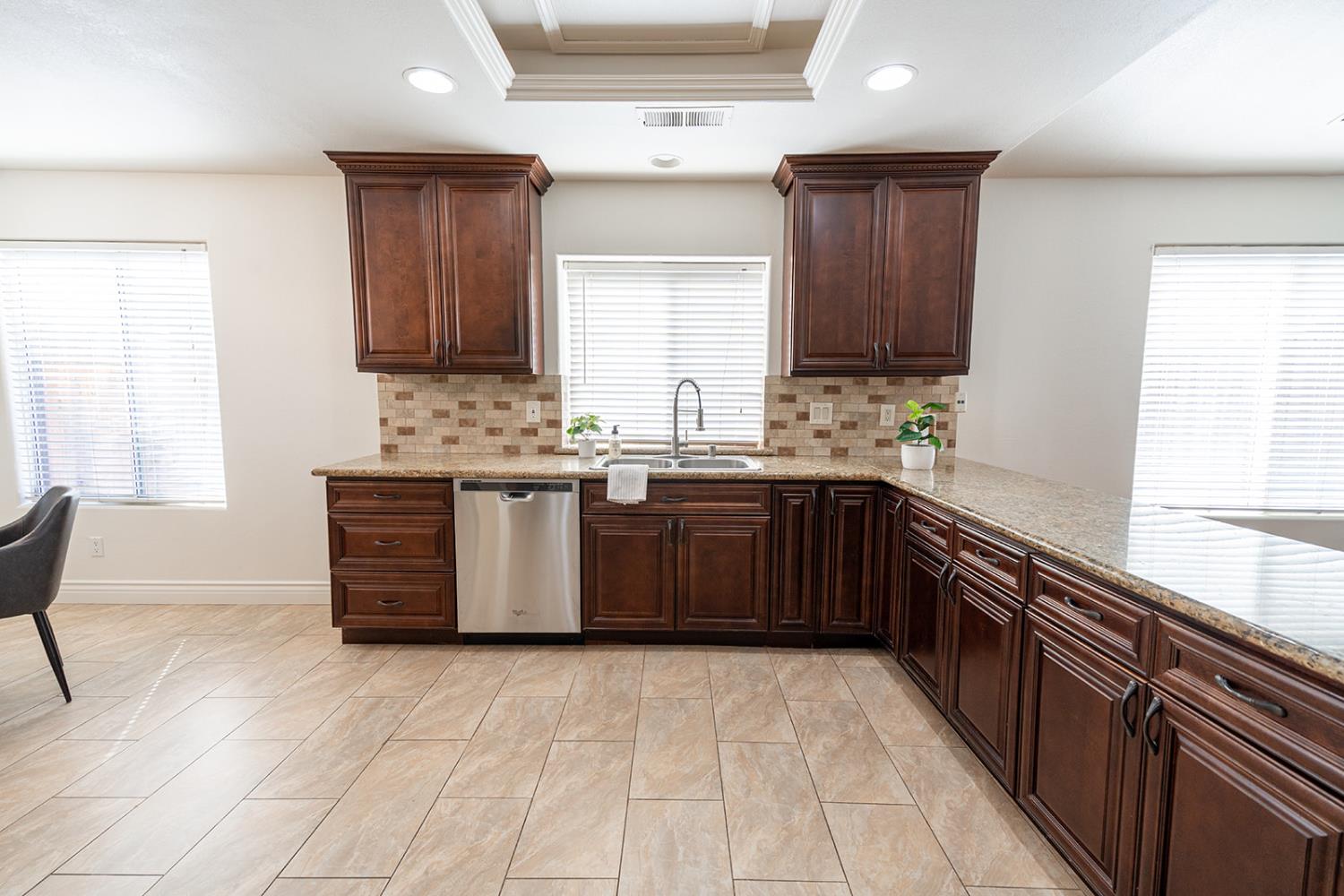 3652 W Tenaya Way, Fresno, CA 93711