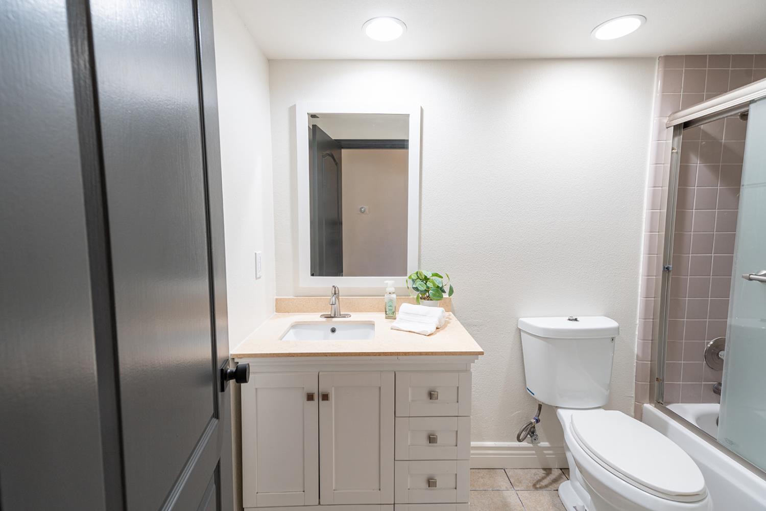 3652 W Tenaya Way, Fresno, CA 93711