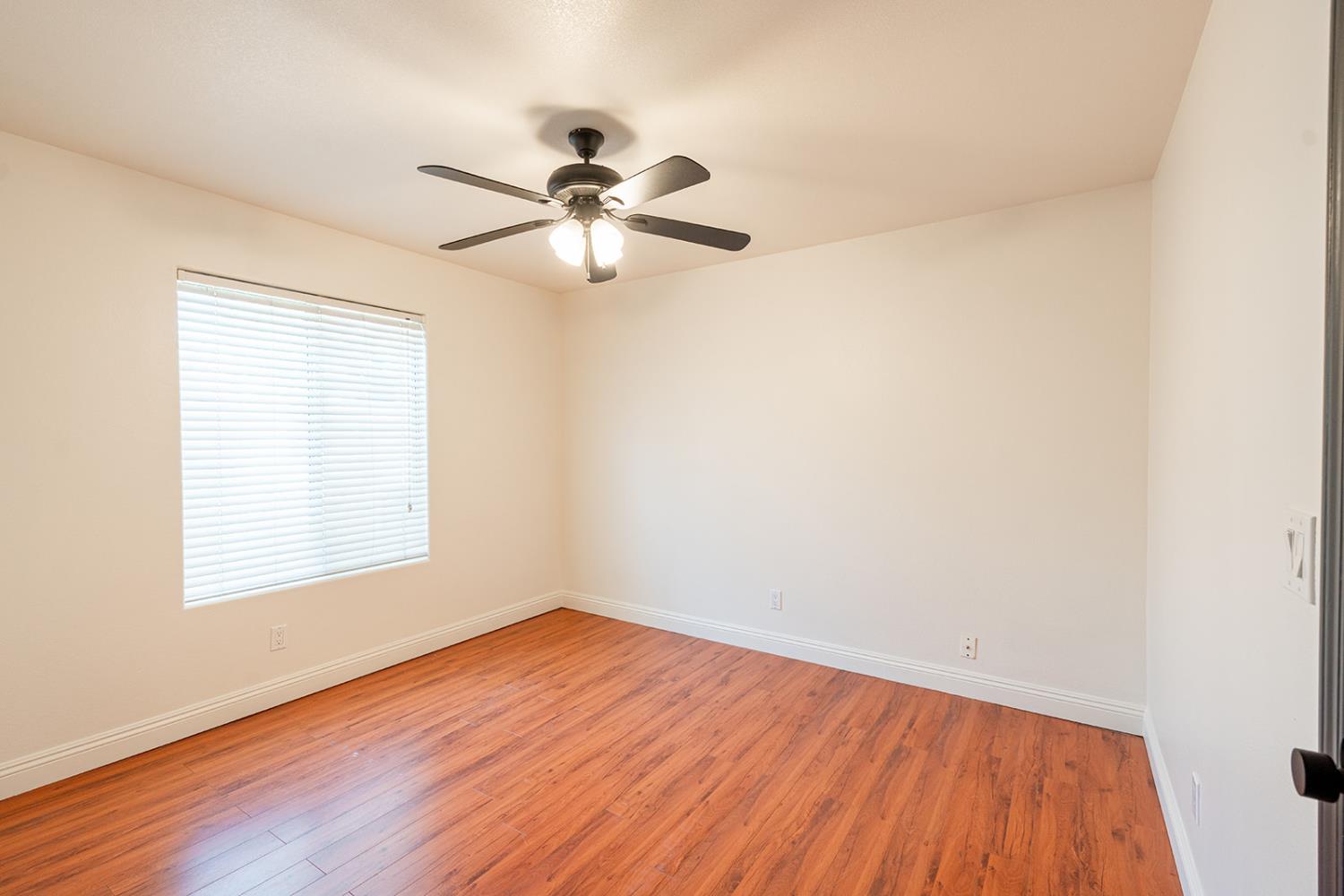 3652 W Tenaya Way, Fresno, CA 93711