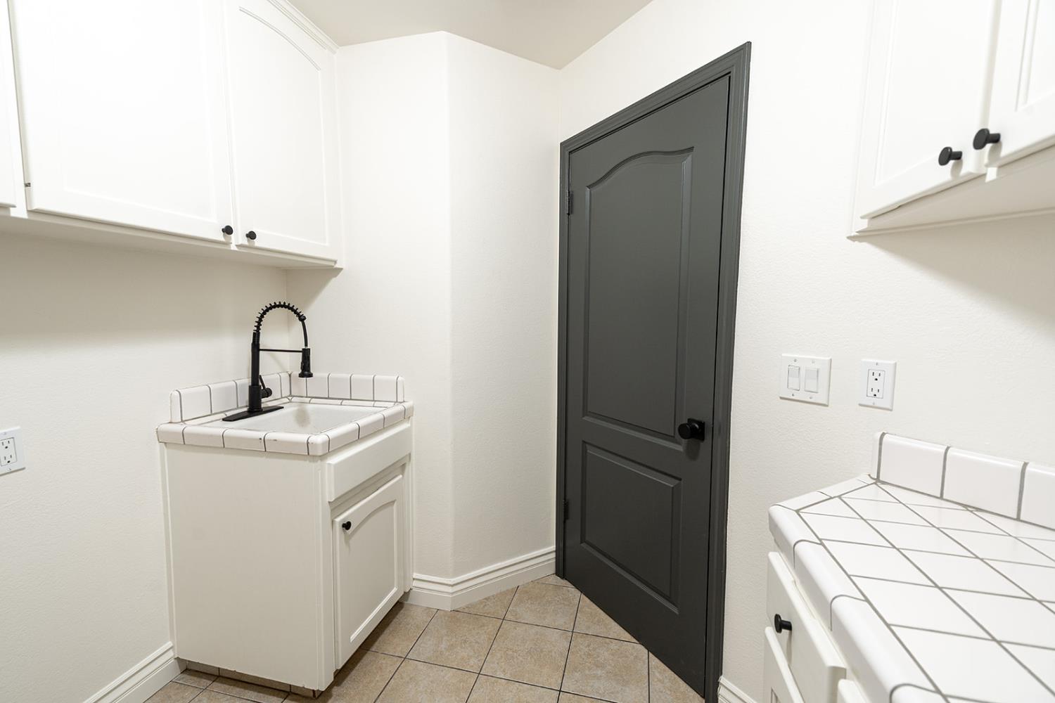 3652 W Tenaya Way, Fresno, CA 93711