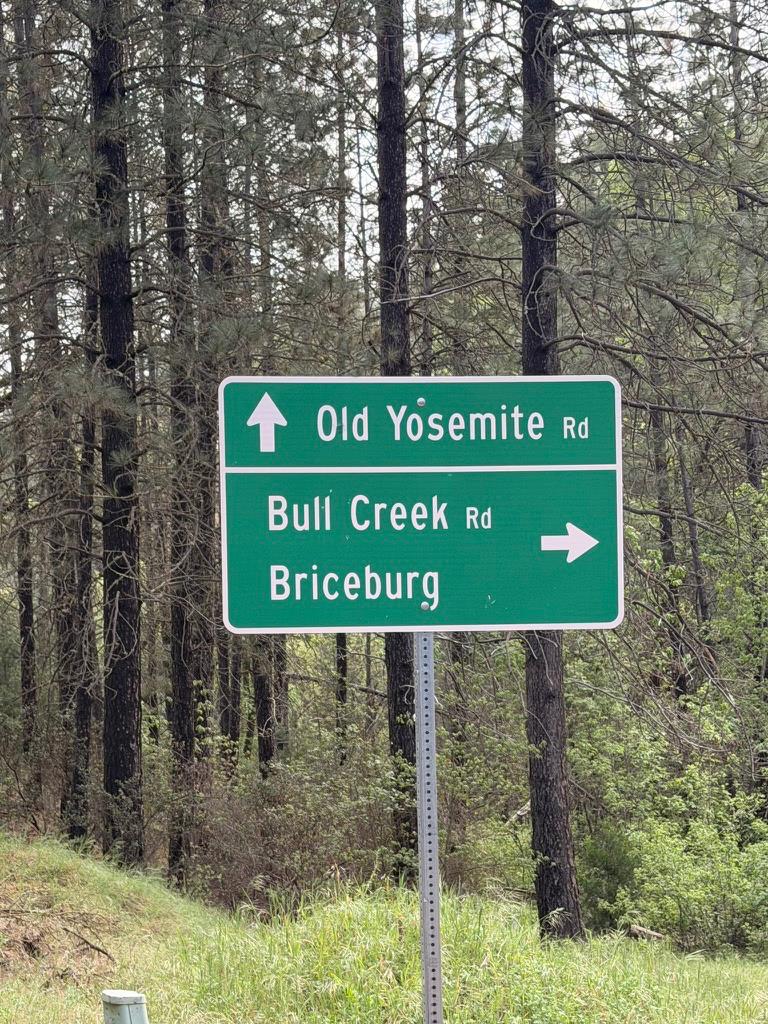 39 Anderson Valley Rd, Coulterville, CA 95311