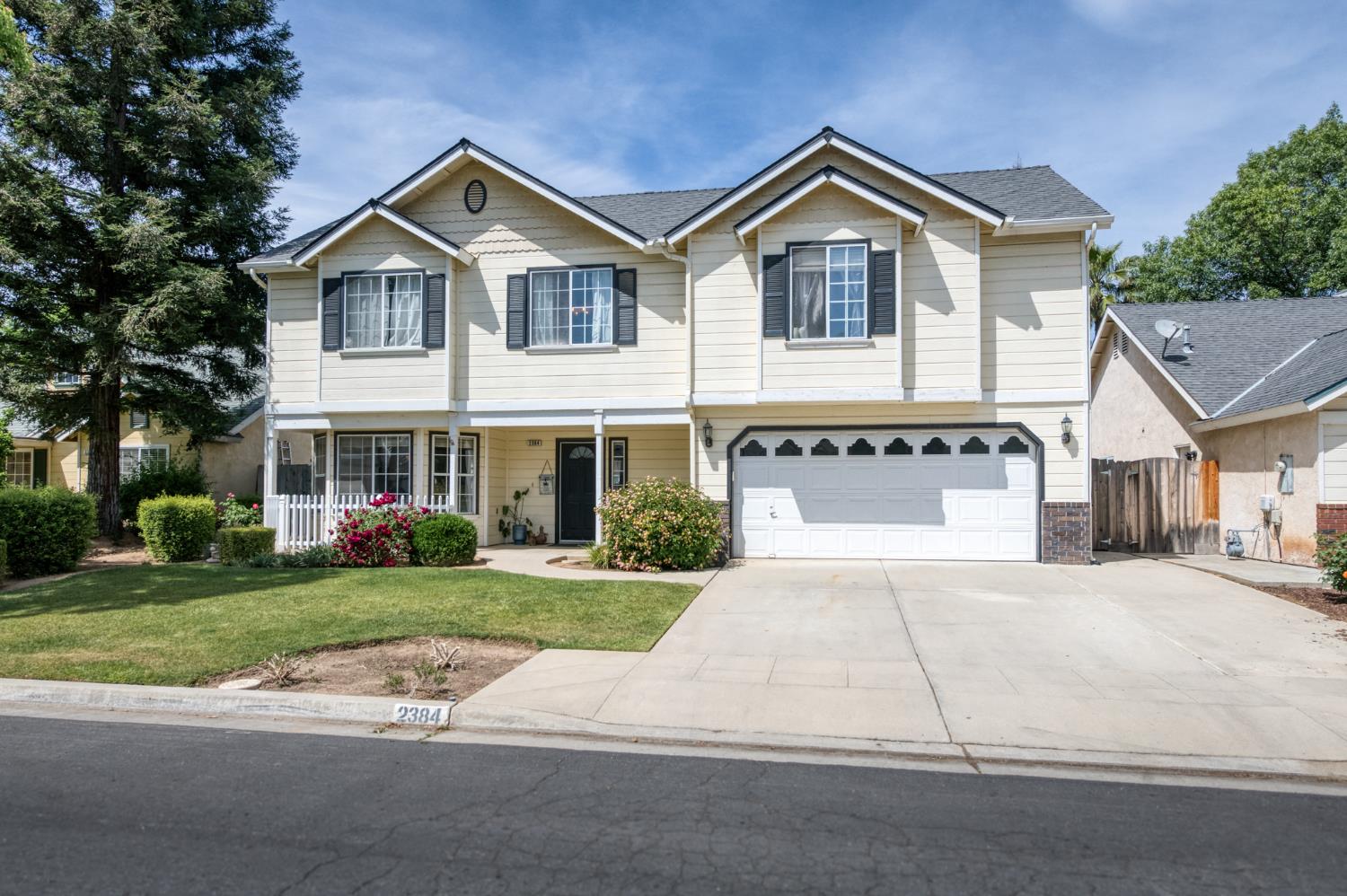 2384 E Quincy Ave, Fresno, CA 93720