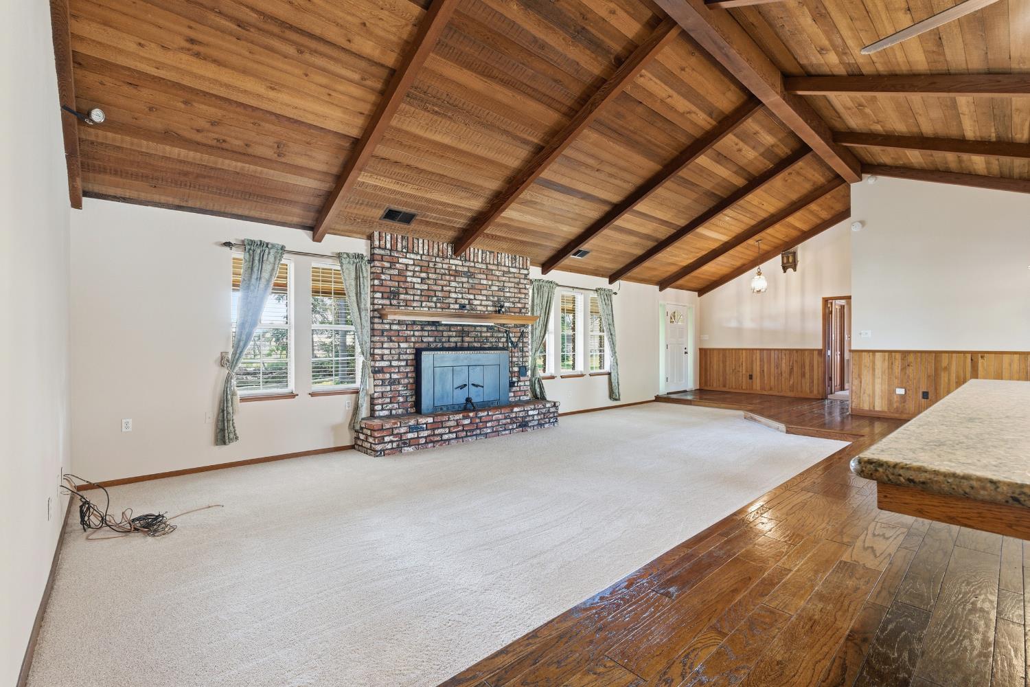 7176 E Butler Ave, Fresno, CA 93737