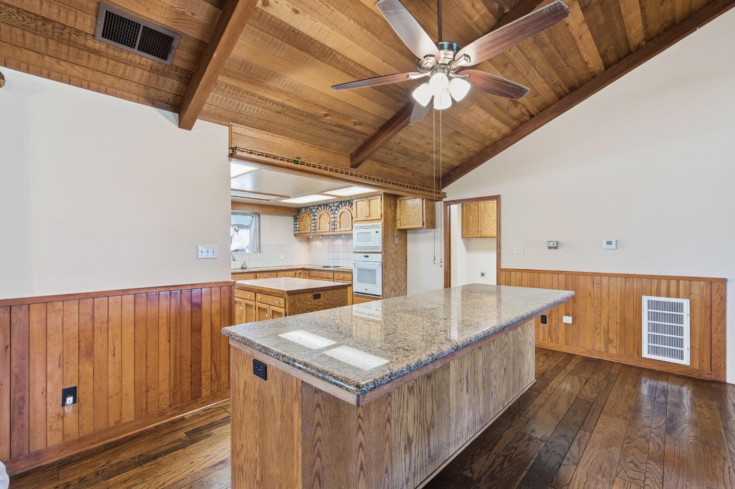 7176 E Butler Ave, Fresno, CA 93737