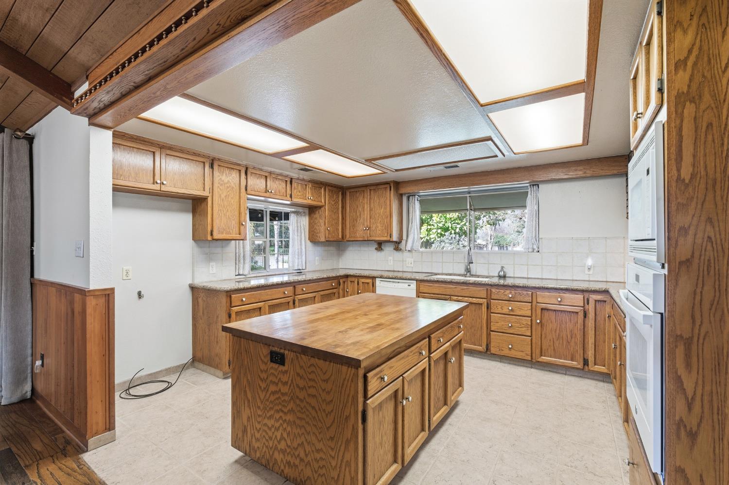 7176 E Butler Ave, Fresno, CA 93737