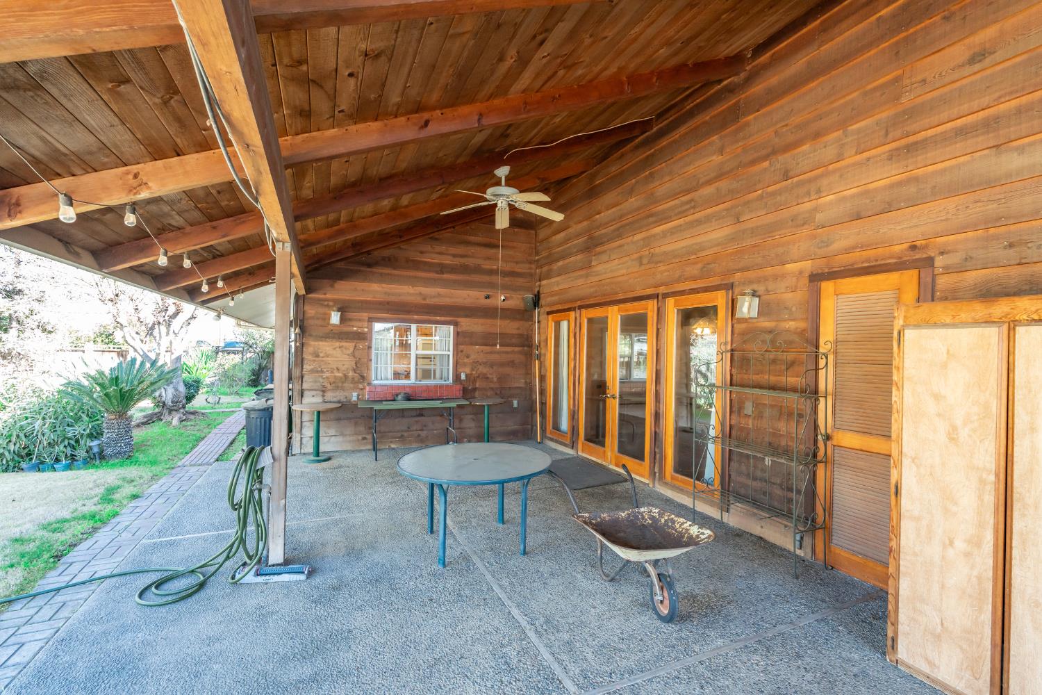 7176 E Butler Ave, Fresno, CA 93737