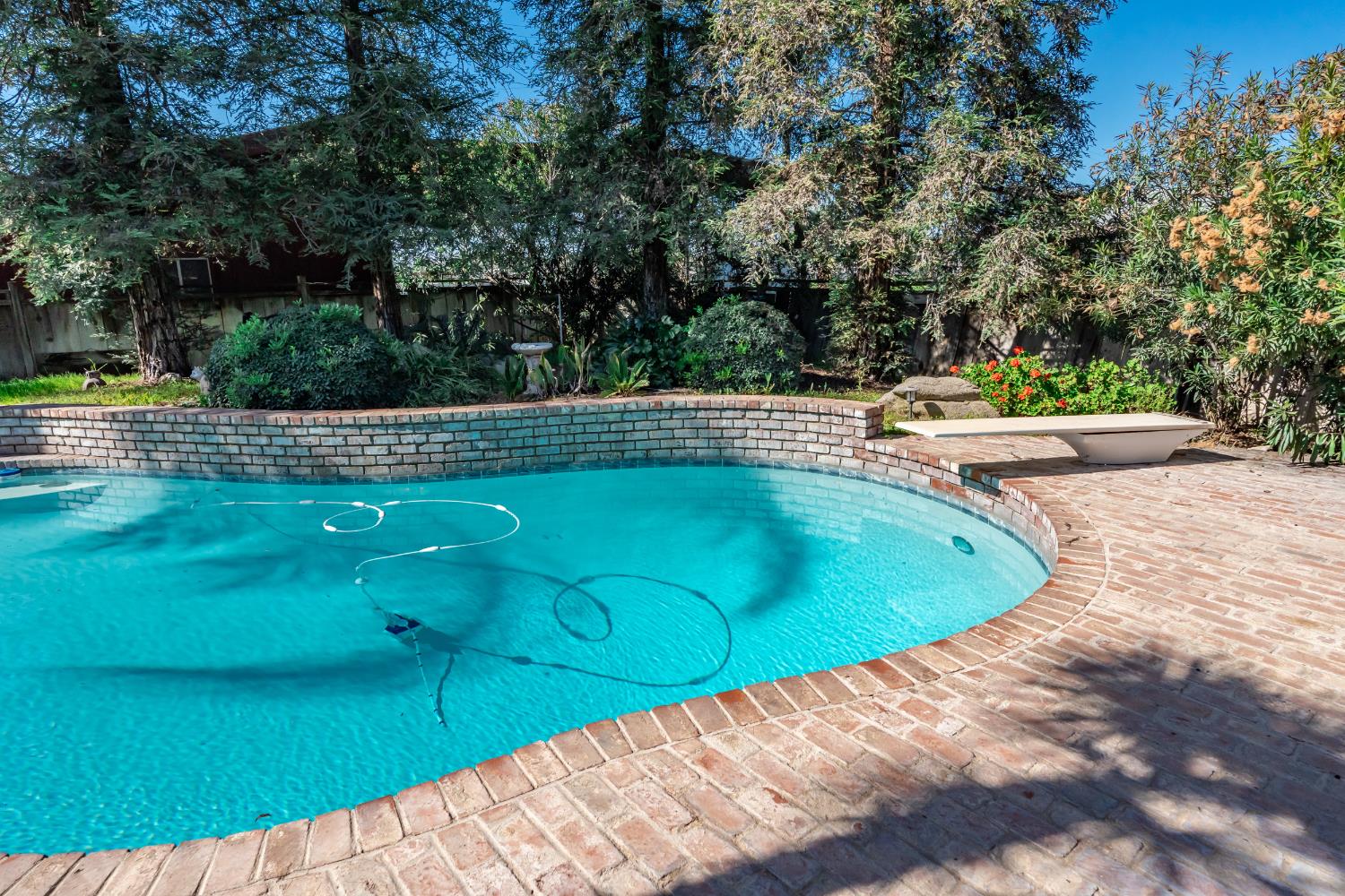 7176 E Butler Ave, Fresno, CA 93737