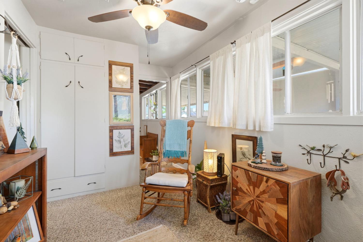 4007 W Myrtle Ave, Visalia, CA 93277