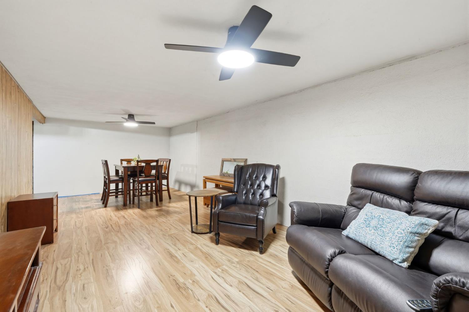 4007 W Myrtle Ave, Visalia, CA 93277