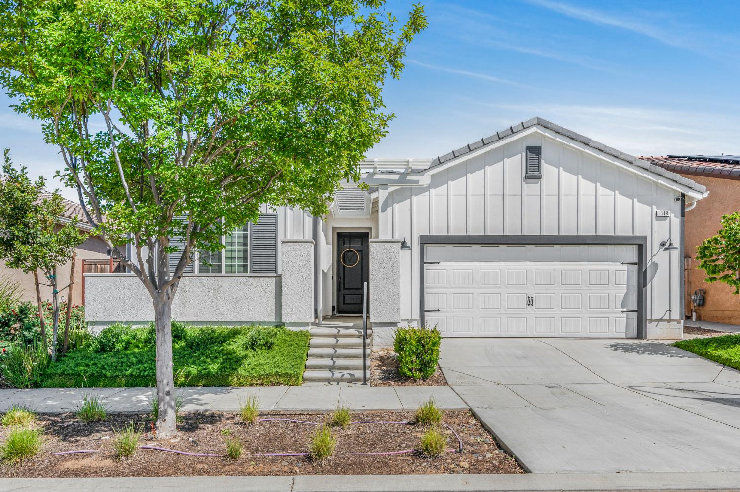 619 Wood Crest Ave, Madera, CA 93636