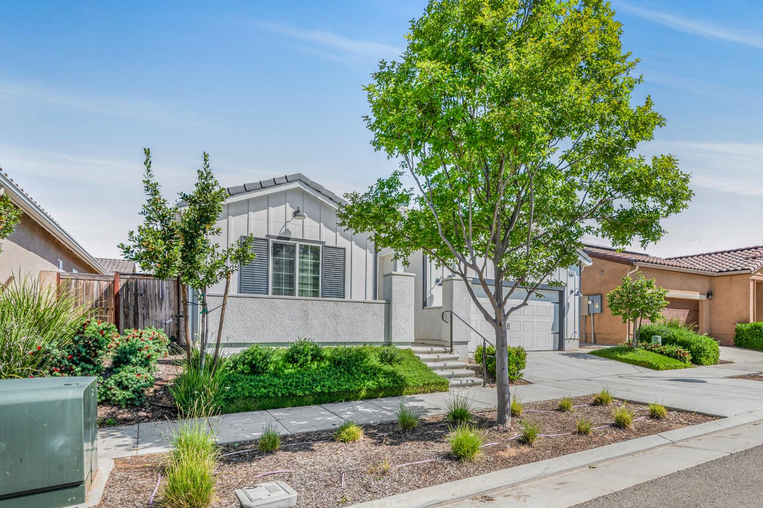 619 Wood Crest Ave, Madera, CA 93636