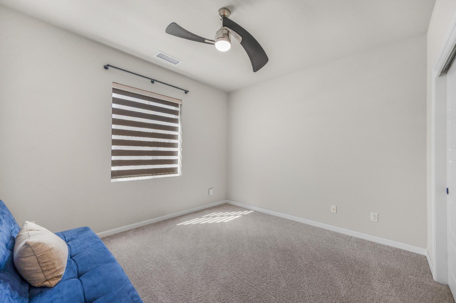 619 Wood Crest Ave, Madera, CA 93636